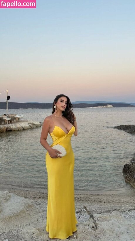 junge milf onlyfans top hd bild