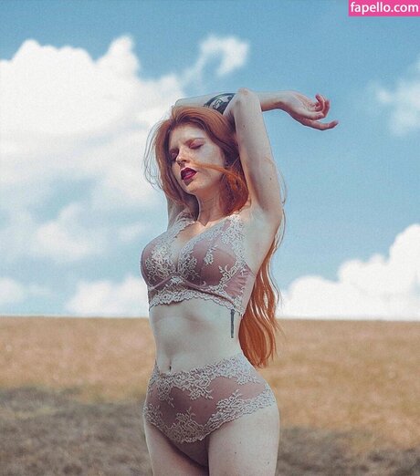 Lucilla Jiggly heiße nackt galerie