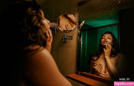 __anavrin___ xxx nacktheit galerie