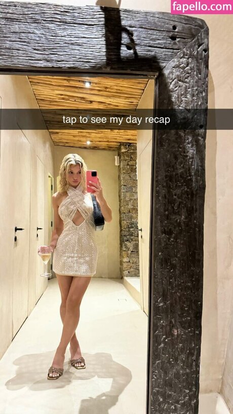 oma-onlyfans nacktheit foto