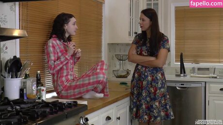 joi teen onlyfans freie fotos