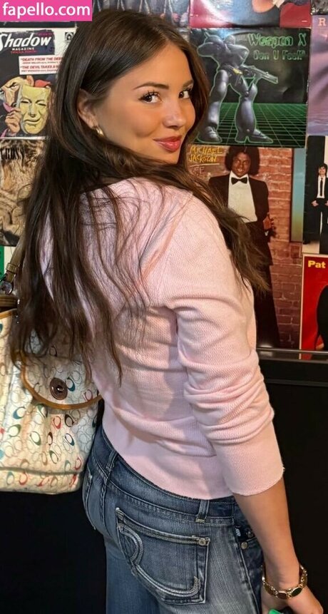 Eirmioni Ilvanakis erotische nacktheit bild