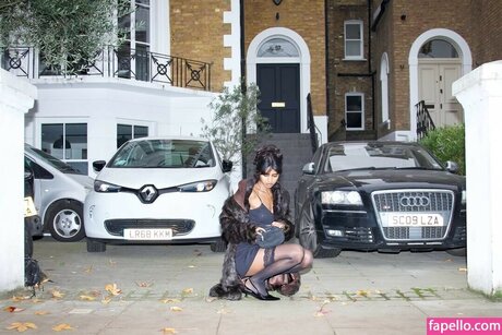 bbyg6rl model nackt galerie