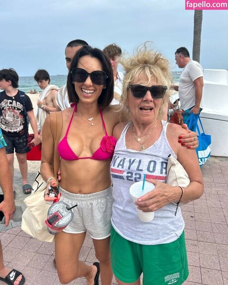 fitnessstudio-influencer onlyfans top schöne fotos