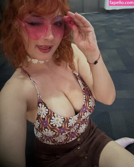 Meka Neko schöne perfekte archiv