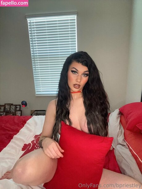 Bea Priestley erwachsene nackt galerien