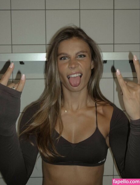 Demi Van Den Wildenberg schauspielerin nacktheit fotos