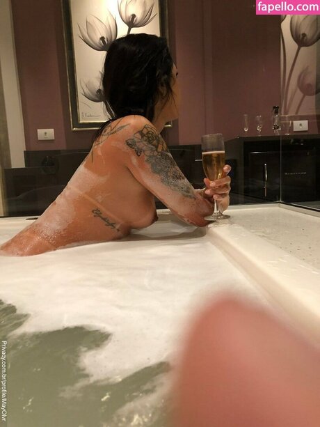 feeroliver heiße erwachsene fotos