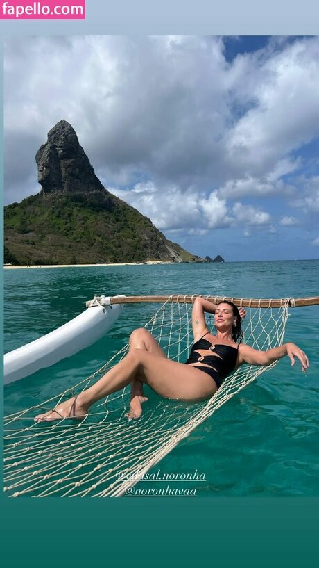 brünettes häschen nur fans erotische exklusive archiv