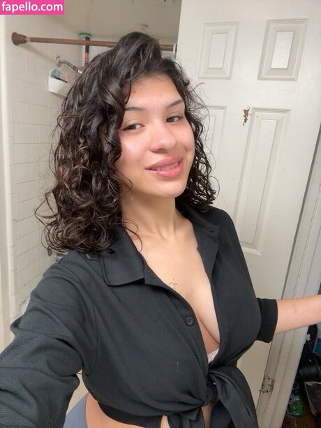 Yadhirazzep nackt xxx galerie