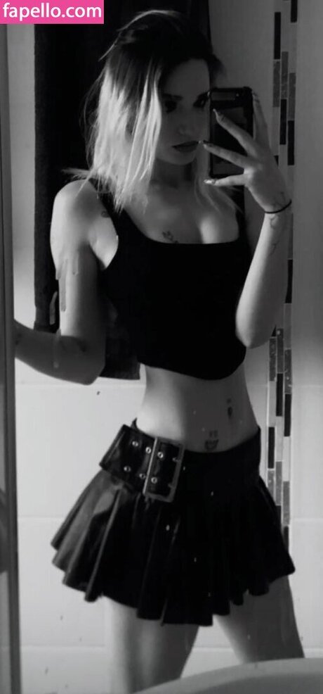 sky stn_ erwachsene hd fotos