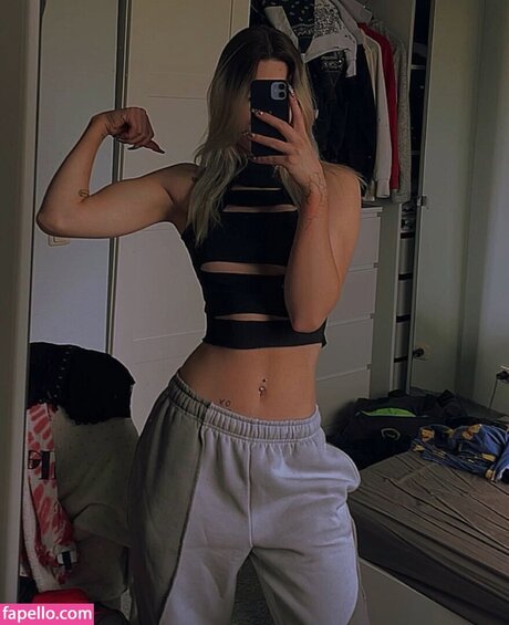 sky stn_ nackt freie galerien