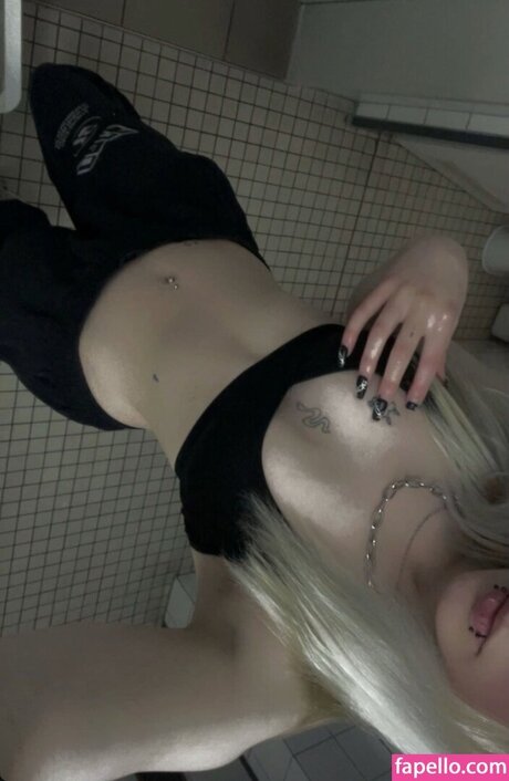 sky stn_ nacktheit hd archiv