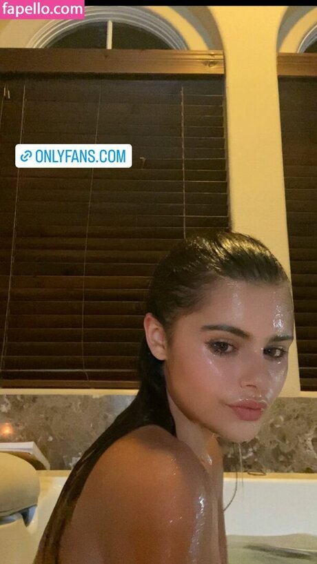 Jacquielee nackt perfekte bilder