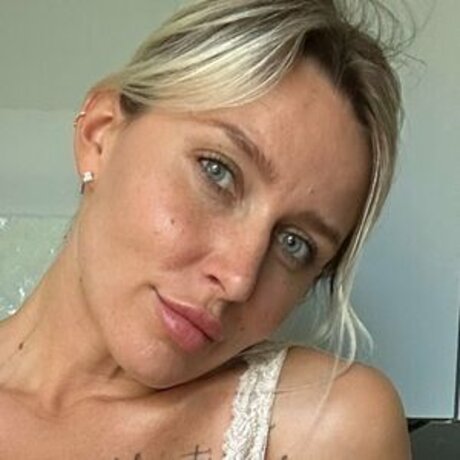 blondine masturbiert nur fans exklusive perfekte galerie