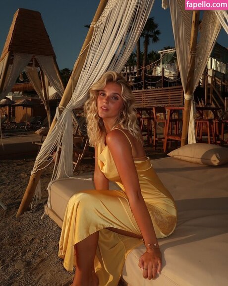 riesige shemale-onlyfans schöne perfekte fotos