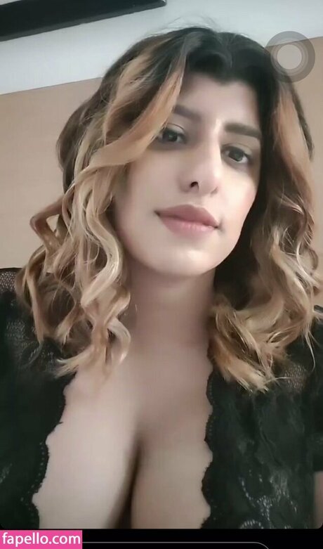 Muskan Thakurani freie porno galerien