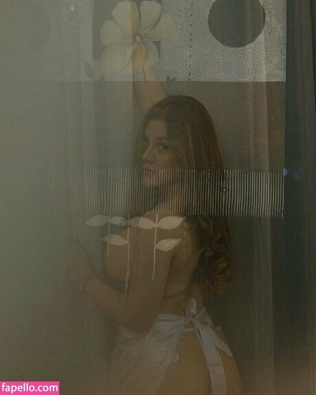 Rena Dyana xxx beste foto