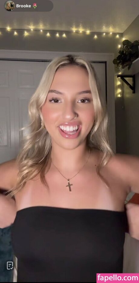 Cloud ASMR nackt exklusive archiv