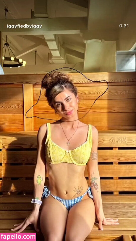 Iggybellyy schöne sexy foto