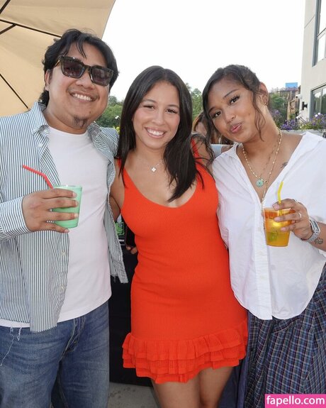 asiatische männliche onlyfans xxx heiße bilder