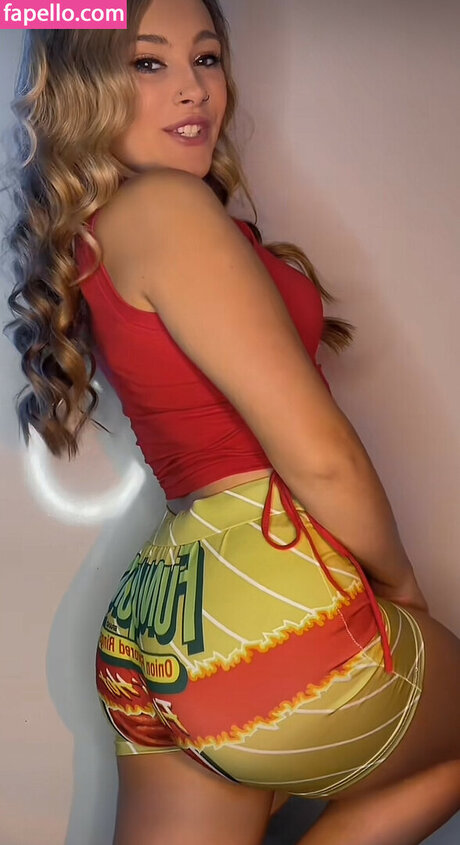 Kiara Louviere freie nacktheit archiv