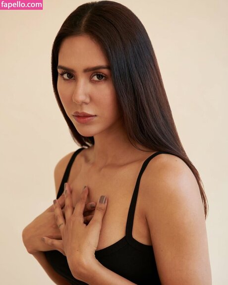 Sonam Bajwa hübsche beste fotos