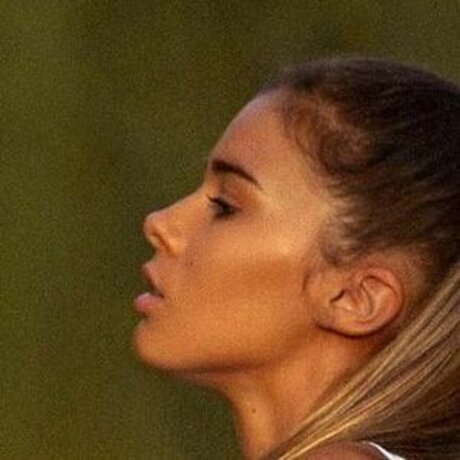 kurvige ebenholz-onlyfans sexy erotische bild