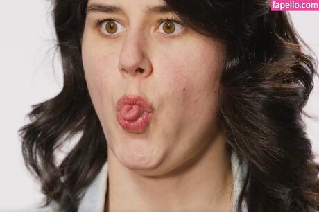 Elyse Myers hd beste foto