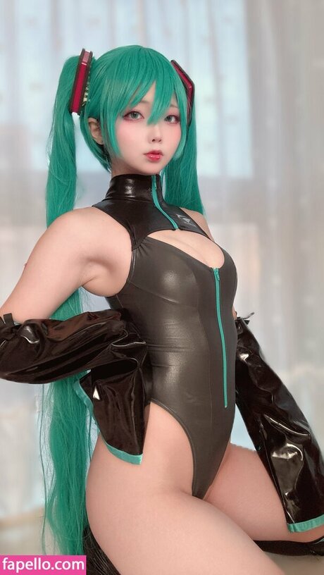 Nagomitei nackt akt fotos