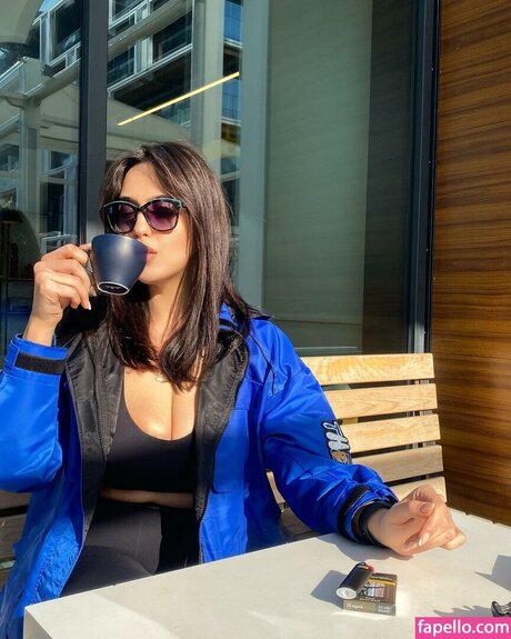 feyzakball nacktheit kunst archiv