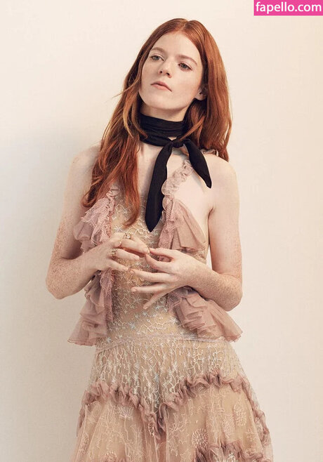 Rose Leslie pornographische archiv