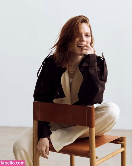 Rose Leslie schöne schöne archiv