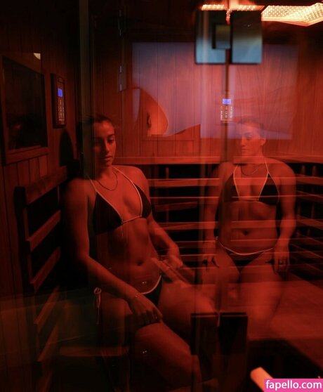 Kaylee Sticker nackt exklusive bilder