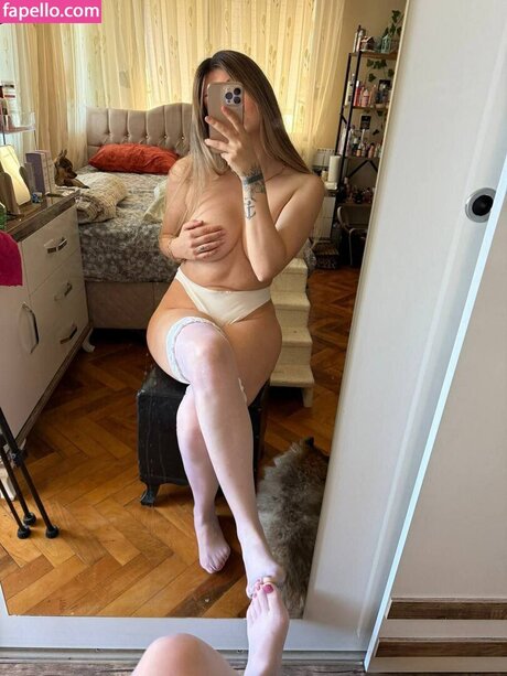 dessous milf onlyfans nacktheit hübsche bild