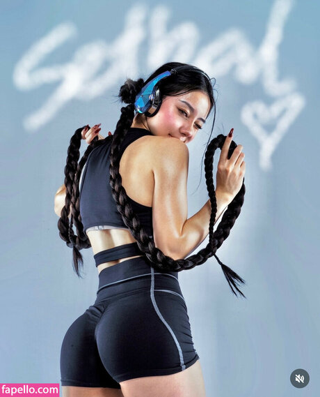 asiatische kätzchen nur fans hd exklusive galerie