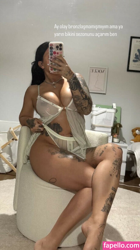 Eda G k en Kaya model perfekte archiv