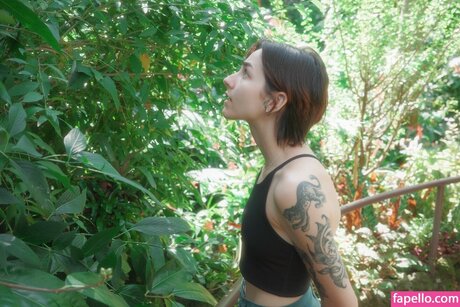 dünne asiatische teenager-onlyfans erotische hübsche fotos