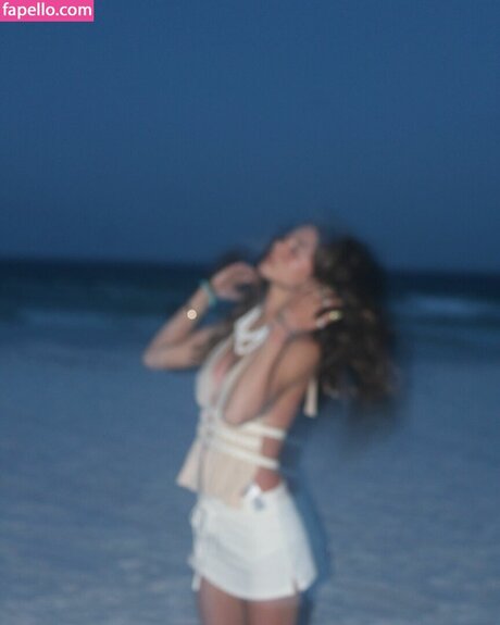 Skylar Martin top galerien