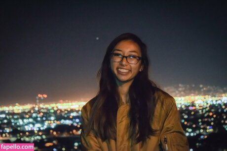 Sophia Phan erotische schöne galerien