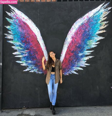 Sophia Phan model nackte fotos