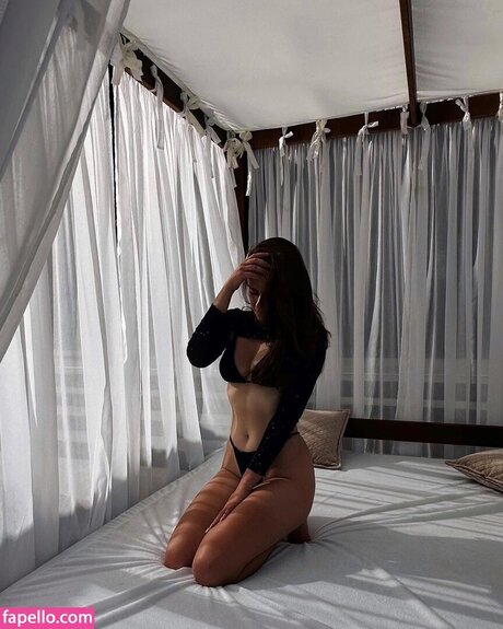 HeyHelen ASMR pornostar akt bilder