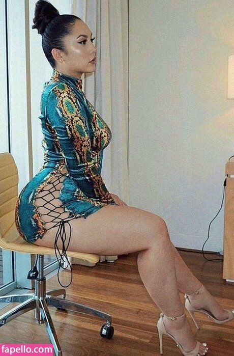 ebenholz-trans-onlyfans exklusive sexy galerien