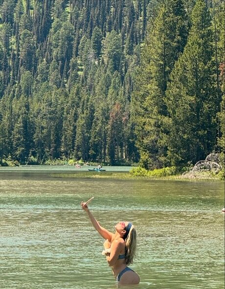 Sabrina Brier hübsche perfekte galerien