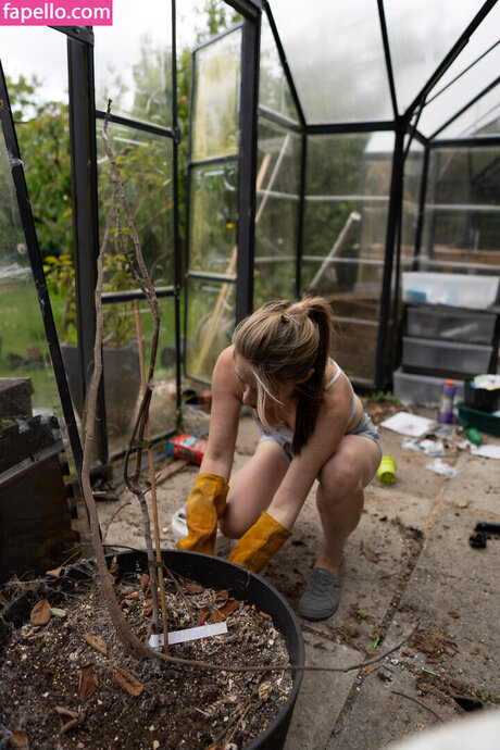 Hands On Katie schöne pornostar galerien