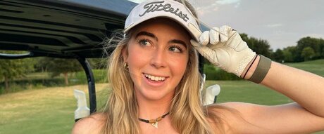 Charis Grace model erwachsene foto