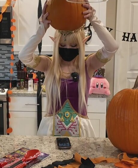 blonde mädchen nur fans erotische nackte bilder