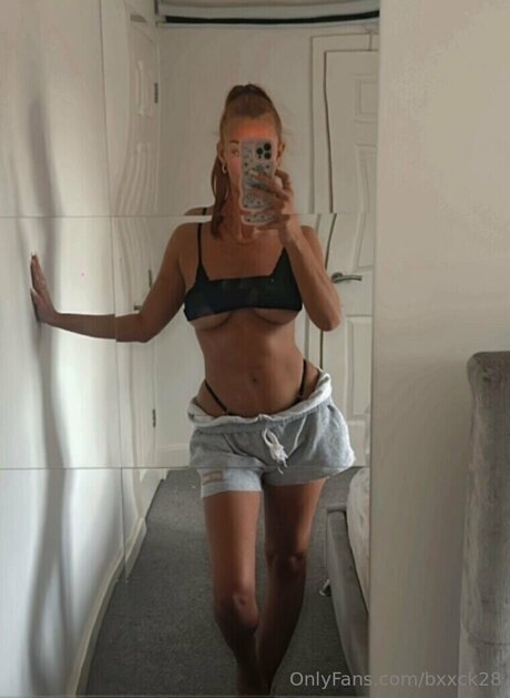 ebenholz-teen-onlyfans schöne kunst galerien