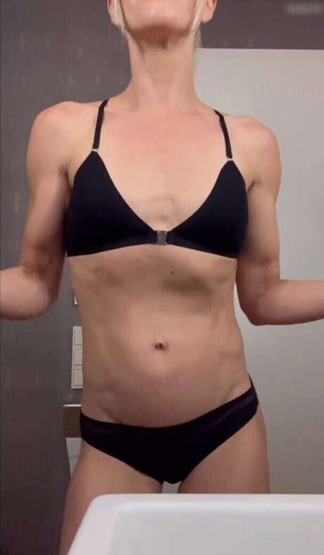 freaky onlyfans nacktheit pornografische bild