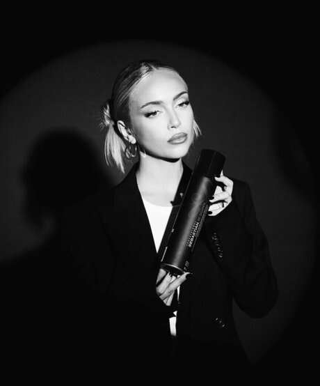 Ana Mena erwachsene erotische galerien